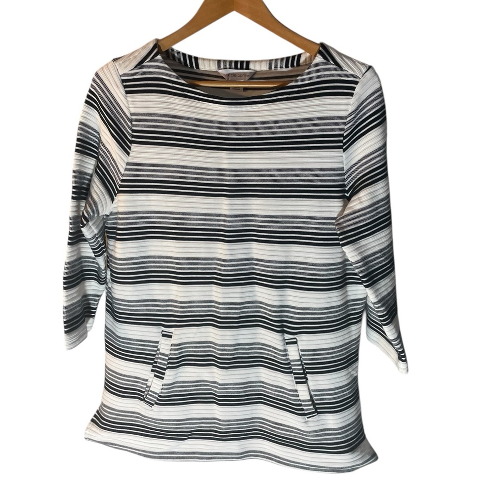 F8- Liz Claiborne Black & White Striped Pullover Top